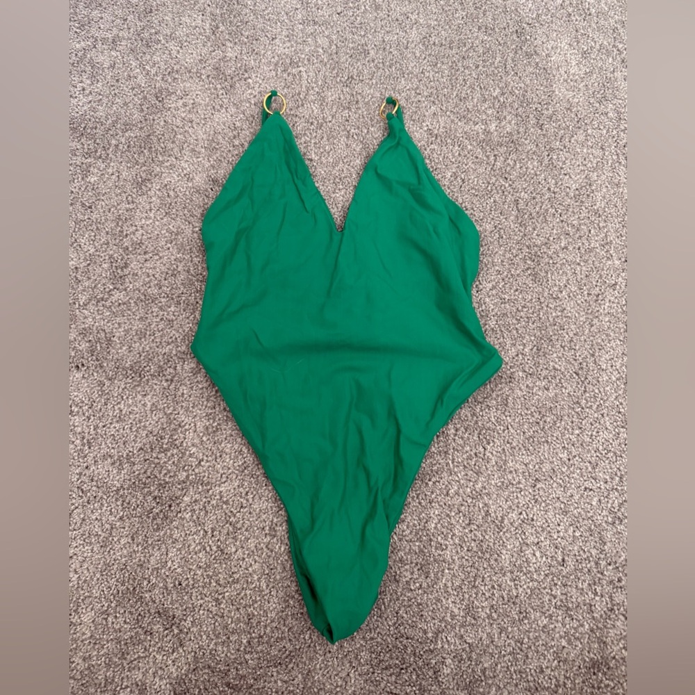 Farago the Label Kelly Green one piece swimsuit NEVER WORN with tag attached